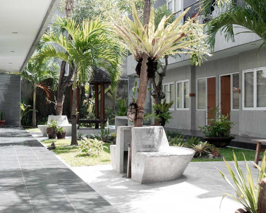 Seruni Guest House Denpasar Exterior foto